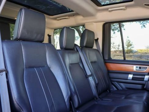 Used 2016 Land Rover LR4 HSE Silver Edition image 23