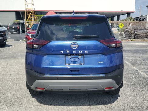 Certified 2023 Nissan Rogue SV FWD image 6