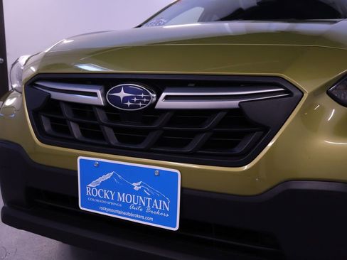 Used 2023 Subaru Crosstrek 2.0i image 9