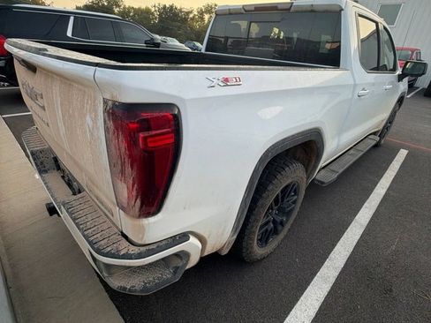 Used 2023 GMC Sierra 1500 Elevation w/ Elevation Premium Package AWD/4WD image 3