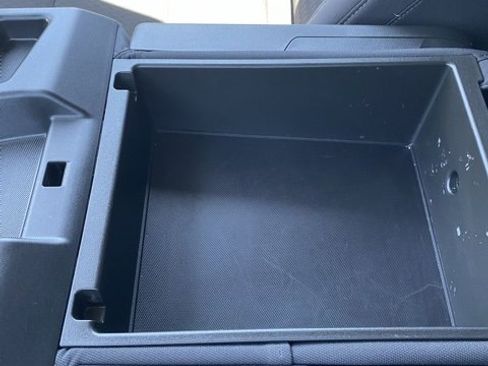 Used 2025 Chevrolet Silverado 1500 LT image 30