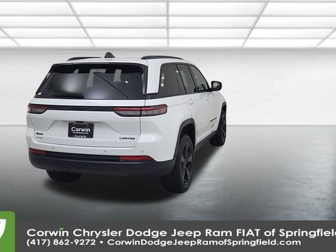 Certified 2023 Jeep Grand Cherokee Limited w/ Black Appearance Package image 12