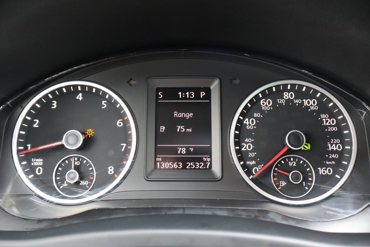 Used 2015 Volkswagen Tiguan SE AWD/4WD image 34