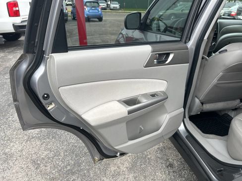 Used 2009 Subaru Forester 2.5X Limited image 19