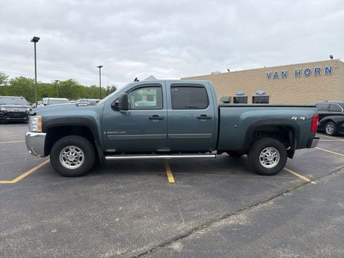 Used 2007 Chevrolet Silverado 2500 LT w/ 1LT Convenience Package AWD/4WD image 6