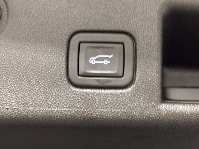Used 2024 Chevrolet Equinox LT FWD image 35