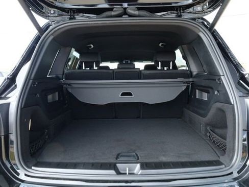 Used 2024 Mercedes-Benz GLB 250 image 30