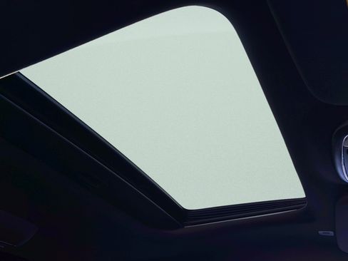 Used 2019 Dodge Durango R/T w/ Technology Group image 30