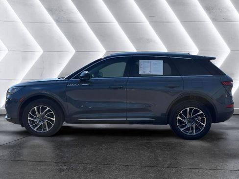 Used 2022 Lincoln Corsair FWD w/ Equipment Group 101A image 4