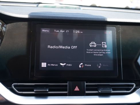Used 2022 Kia Niro EX FWD image 9