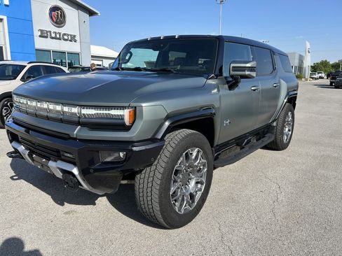 Used 2024 GMC Hummer EV 3X AWD/4WD image 1