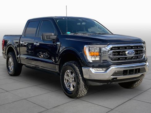 Used 2022 Ford F150 XLT w/ Equipment Group 302A High AWD/4WD image 3