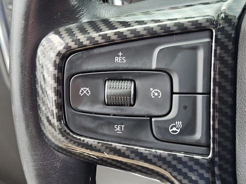 Used 2021 Chevrolet Silverado 1500 LT AWD/4WD image 23
