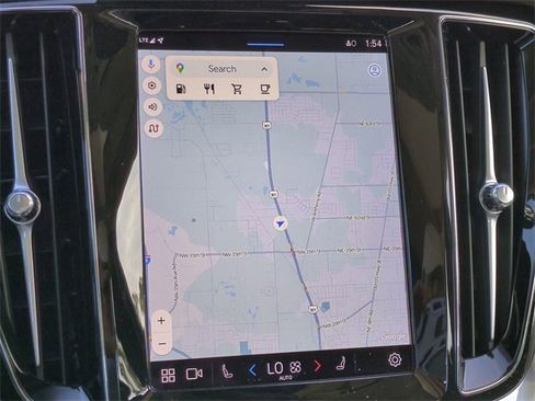 Certified 2024 Volvo S60 B5 Core image 20