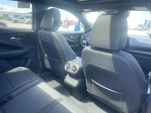 Used 2024 Chevrolet Blazer EV LT AWD/4WD image 30