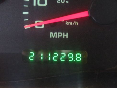 Used 2002 Ford F250 XLT AWD/4WD image 38