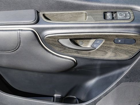 Used 2023 Mercedes-Benz Sprinter 2500 image 37