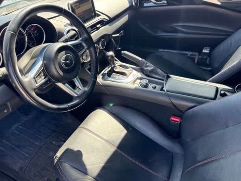Used 2017 MAZDA MX-5 Miata RF Grand Touring RWD image 9