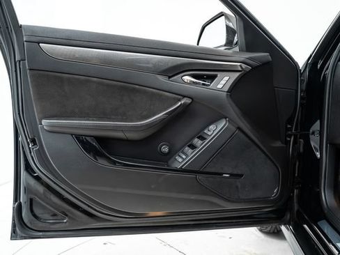 Used 2013 Cadillac CTS V RWD image 16