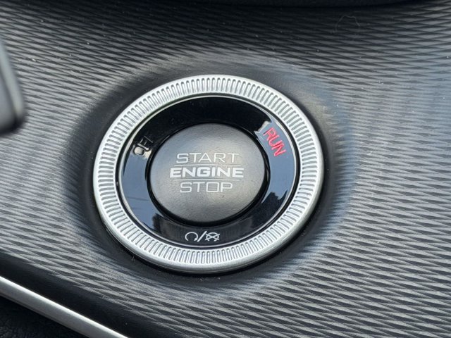 Used 2025 Jeep Grand Cherokee L Laredo w/ Luxury Tech Group I RWD image 26