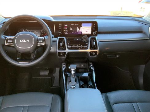 Used 2022 Kia Sorento SX AWD/4WD image 15