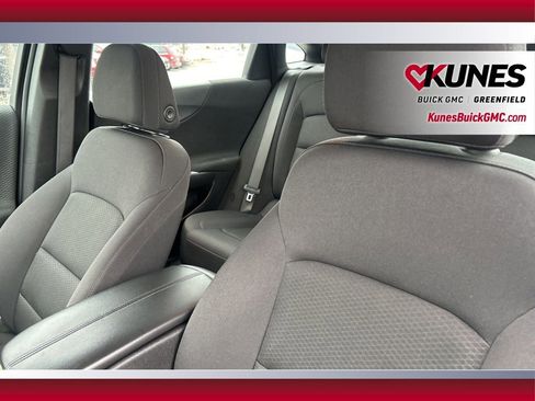 Used 2024 Chevrolet Malibu LT image 17