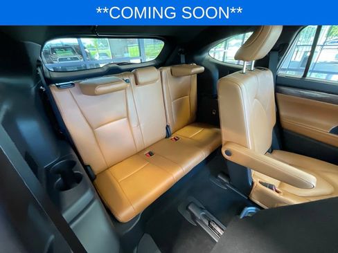 Used 2023 Toyota Highlander Platinum AWD/4WD image 20