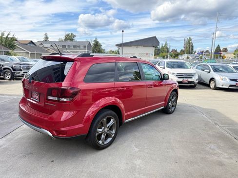 Used 2015 Dodge Journey Crossroad w/ Flexible Seating Group AWD/4WD image 7