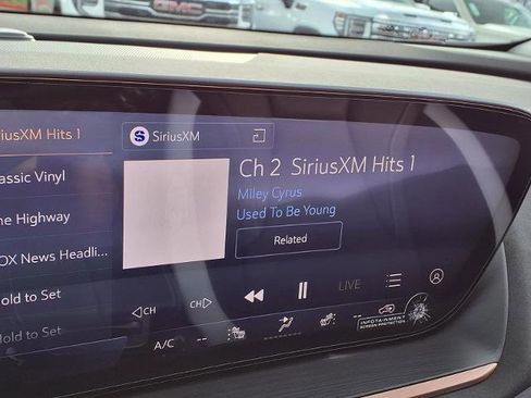 New 2026 Buick Envision Sport Touring AWD/4WD image 7