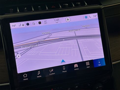 Used 2025 Jeep Grand Cherokee Summit w/ Luxury Tech Group V image 14