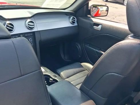 Used 2008 Ford Mustang GT RWD image 31
