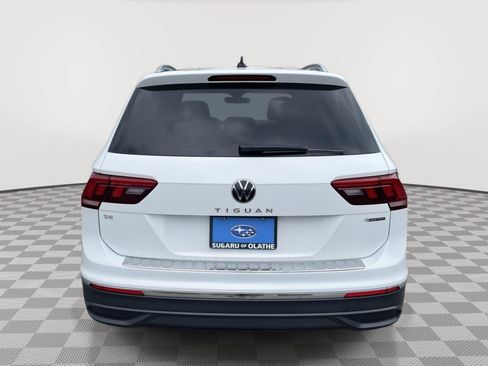 Used 2022 Volkswagen Tiguan SE AWD/4WD image 11