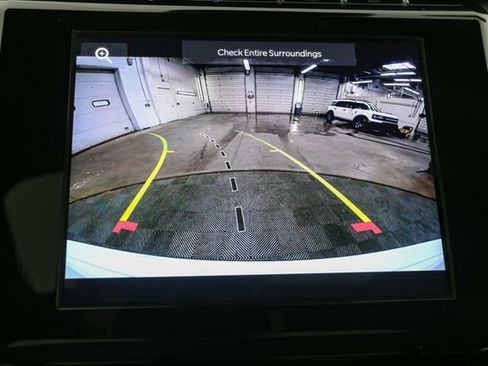 Used 2023 Jeep Grand Cherokee Altitude AWD/4WD image 27