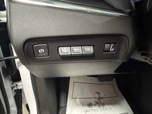 Used 2023 Buick Enclave Premium w/ Experience Buick Package image 19