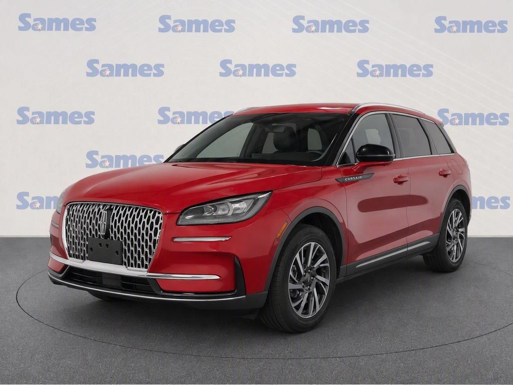 Used 2024 Lincoln Corsair FWD image 2
