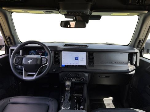 New 2025 Ford Bronco Badlands image 12