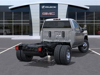 New 2026 GMC Sierra 3500 SLE
