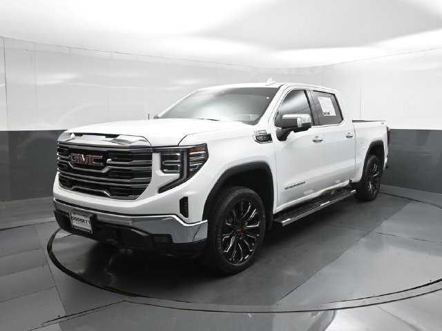 Used 2023 GMC Sierra 1500 SLT w/ X31 Off-Road Package AWD/4WD image 1