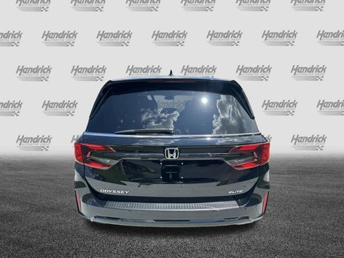 Used 2025 Honda Odyssey Elite image 9