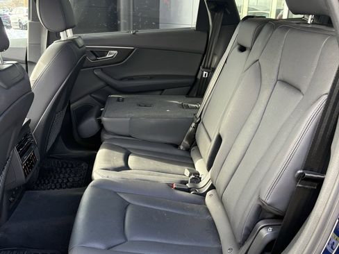 Used 2023 Audi Q7 3.0T Prestige image 17