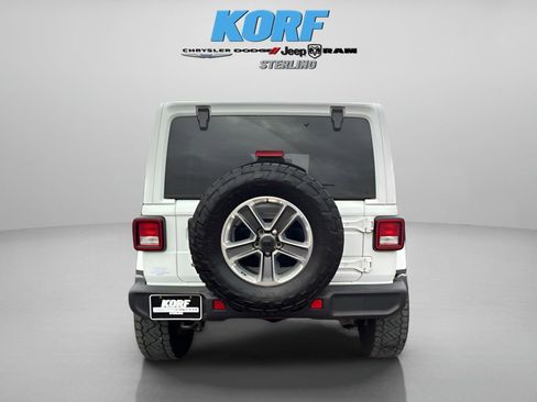 Used 2020 Jeep Wrangler Unlimited Sahara image 5