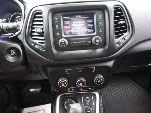 Used 2018 Jeep Compass Sport w/ Cold Weather Group AWD/4WD image 10