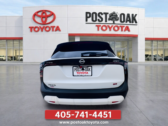 Used 2026 Nissan Kicks SR FWD image 7