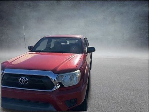 Used 2013 Toyota Tacoma PreRunner image 20