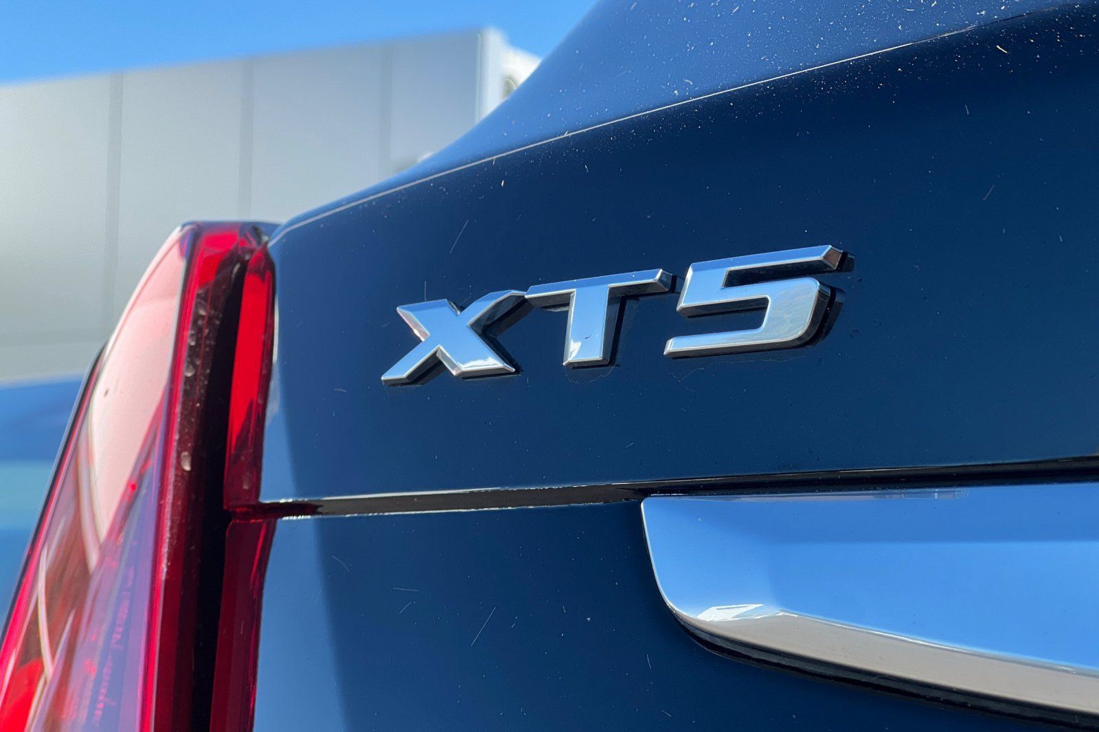 Used 2025 Cadillac XT5 Premium Luxury w/ Technology Package AWD/4WD image 49