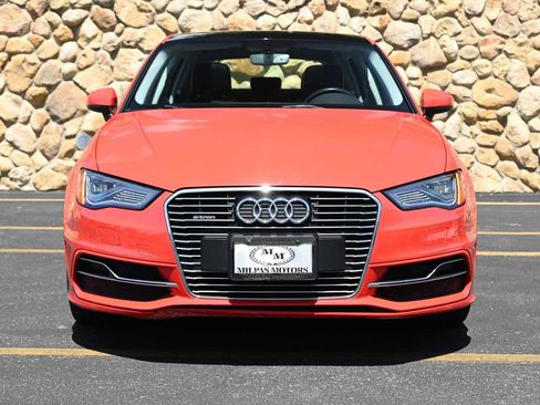 Used 2016 Audi A3 e-tron Premium Plus w/ Premium Plus Package FWD image 2