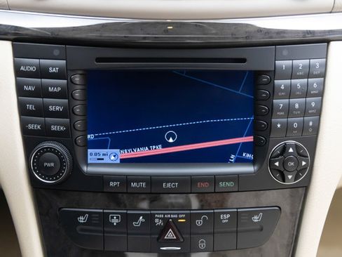 Used 2006 Mercedes-Benz E 350 Sedan image 75