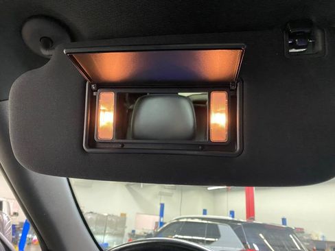 Used 2020 Jeep Grand Cherokee Altitude image 29