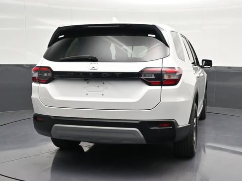 Used 2025 Honda Pilot EX-L image 2