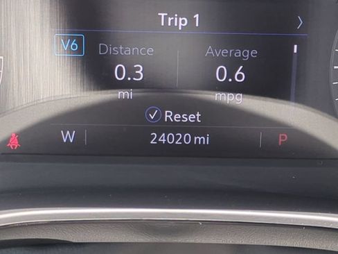 Used 2025 Cadillac XT6 Premium Luxury FWD image 35